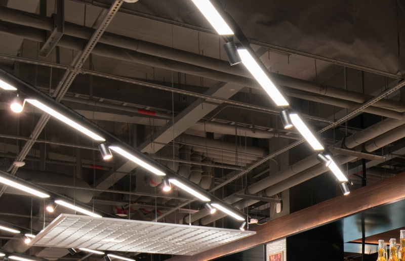 LG05M Slim AC220-240V Outdoor LED Batten