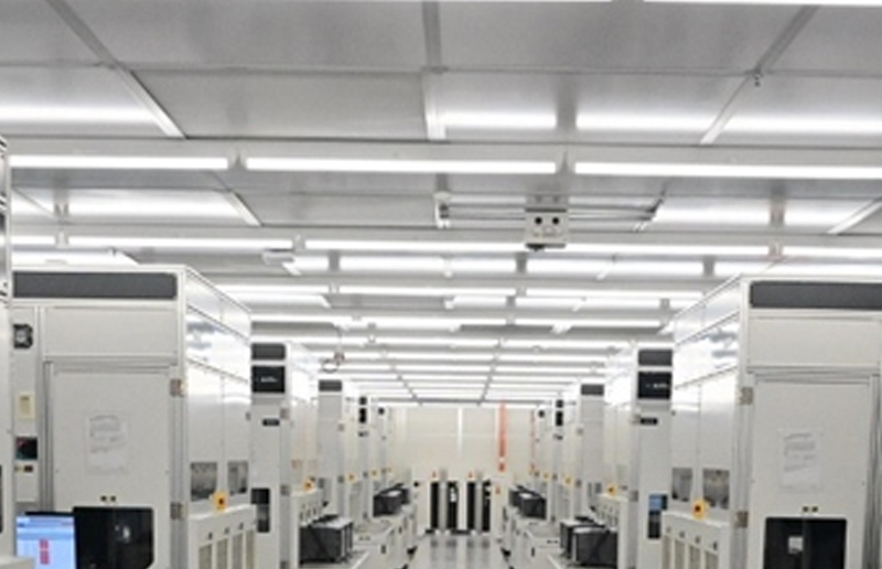 LG15D 120 ° Angle Slim LED Batten Fitting IP20